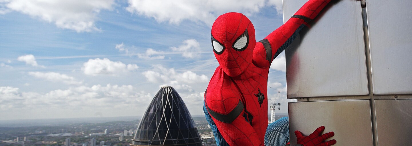 Bude Mysterio skutočne bojovať po boku Spider-Mana? A kto sú záhadní záporáci zo zeme a vody?