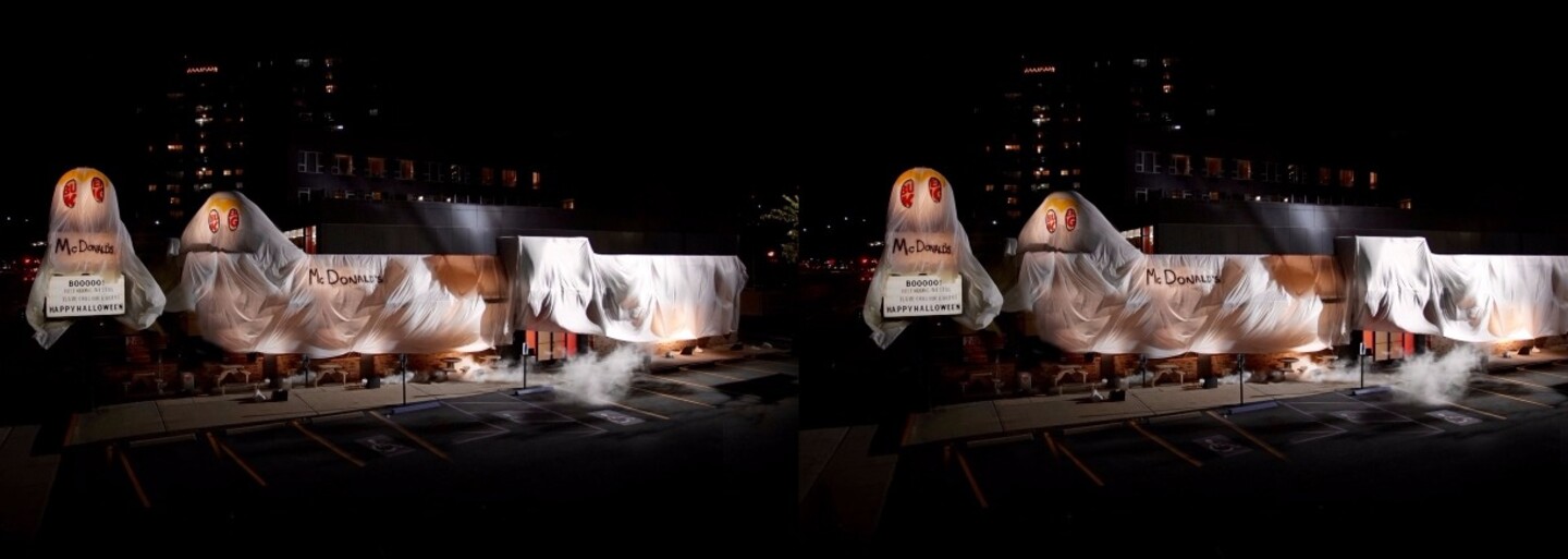Burger King si v povedeném halloweenském žertíku vystřelil z McDonald's. Provozovnu převlékl za ducha svého konkurenta