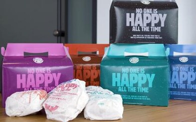 Burger King začal predávať „Unhappy Meal“. Uťahuje si z McDonald's a upozorňuje na mentálne zdravie Burger King začal predávať „Unhappy Meal“. Uťahuje si z McDonald's a upozorňuje na mentálne zdravie