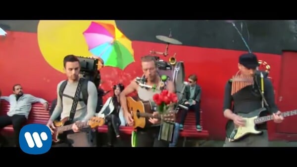 Kto napísal A Sky Full of Stars od Coldplay?