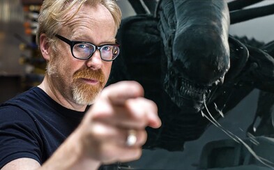 Bývalý člen MythBusters Adam Savage navštívil natáčanie očakávaného sci-fi Alien: Covenant, kde sa mohol pokochať úžasne detailnými stavbami Bývalý člen MythBusters Adam Savage navštívil natáčanie očakávaného sci-fi Alien: Covenant, kde sa mohol pokochať úžasne detailnými stavbami