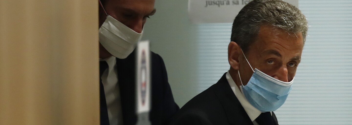 Bývalý francouzský prezident Sarkozy je vinen z korupce. Soud mu uložil trest tři roky vězení, z toho jeden nepodmíněně