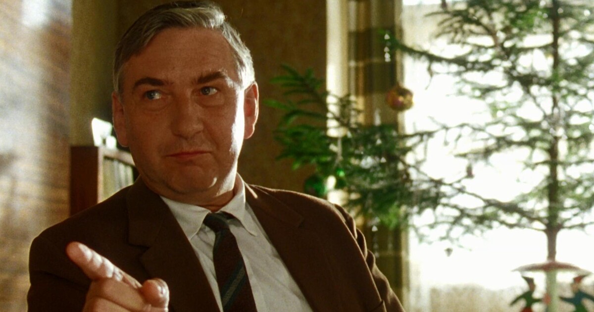 Tohle ti vzkazují Russel Crowe, Miroslav Donutil nebo Danuše Nerudová. Zeptali jsme se hostů KVIFF na moderní generaci