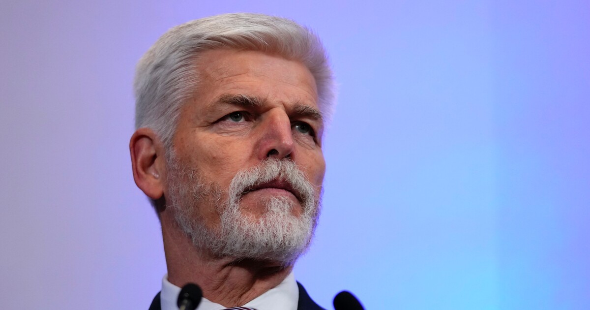 Prezident Pavel navštíví Ukrajinu v dubnu, dohodl se na tom dnes se Zelenským