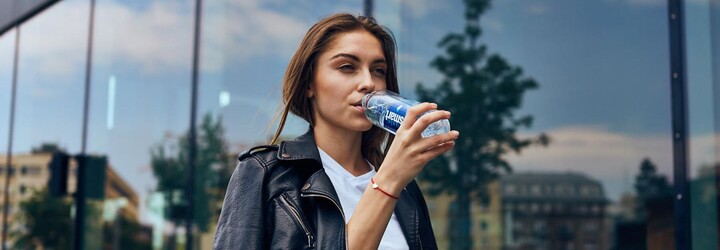 Sympatická moderátorka Barbora Bakošová sa nebráni zaujímavým spoluprácam. Reaguje na svojich fanúšikov či hejterov? (Rozhovor)