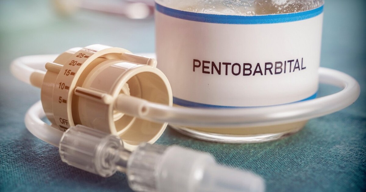 Inzerát nabízí Čechům a Češkám smrtelný jed používaný při popravách. Jeho distribuce je ilegální