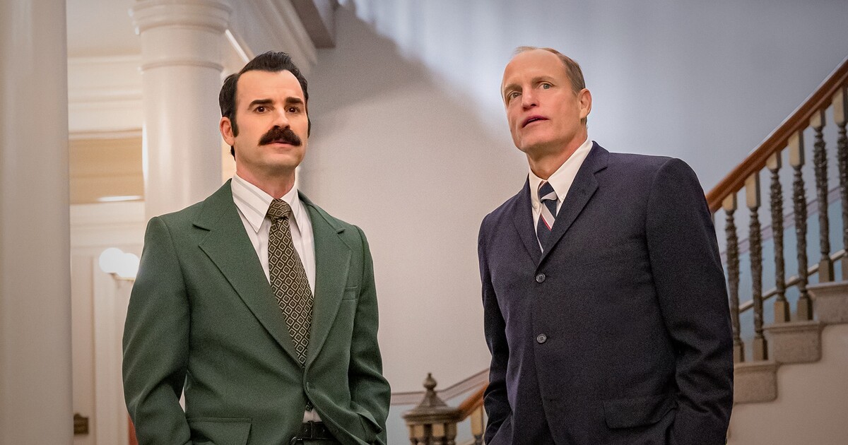 Kauza Watergate: Woody Harrelson se snaží zachránit prezidenta Nixona, ale udělá přesný opak. HBO vydá nový komediální seriál