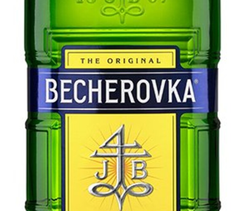 Ďalším typickým českým nápojom je becherovka. Ľudia ju kedysi pili, aby si uľavili od určitých zdravotných ťažkostí. Uhádneš akých?