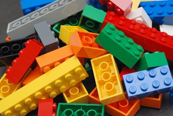 Odkud je stavebnice Lego?