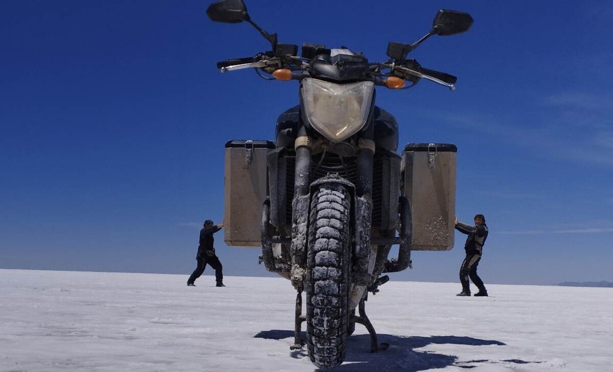 Niki a Boris z Nových Zámkov spolu cestujú po svete na ich motorke. 