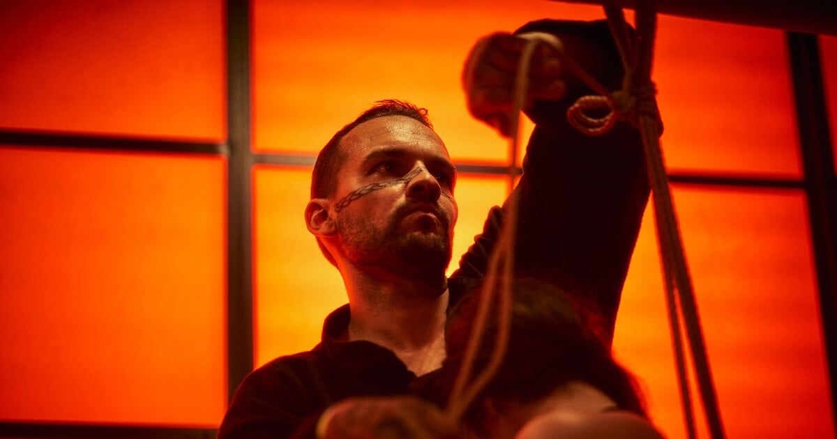 BDSM není o sexu a bolesti. Je o otevřené komunikaci a důvěře, říká lektor shibari Krutý Sever