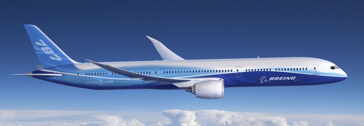 Neuveriteľný, takmer vertikálny vzlet Boeingu 787-9 Dreamliner zachytený na videu pred parížskou leteckou šou