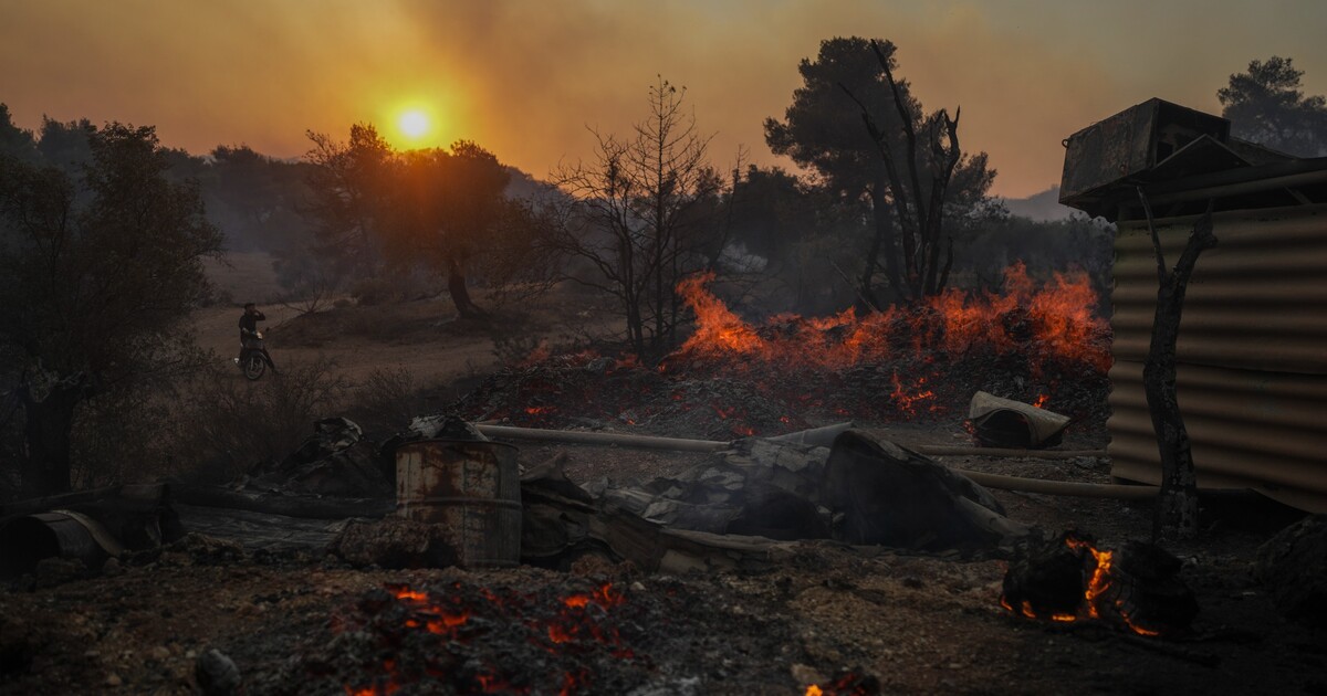 VIDEO: Apokalyptické ohnivé peklo. Podívej se na ty nejšílenější záběry extrémního počasí.