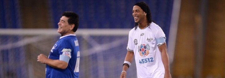 Přihrávka zády či obrovský přehled ve hře. Ronaldinho opět ukázal, že je nejlepší kouzelník s míčem