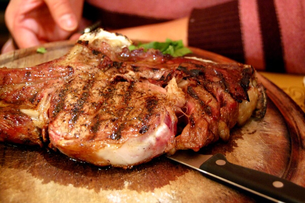 Bistecca alla Fiorentina.