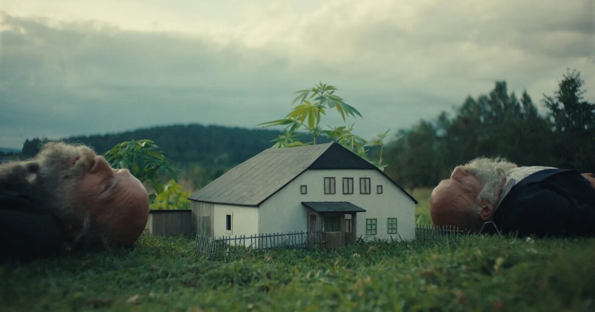 Policie našla v rybníku u Prahy utonulého hrdinu z vítězného dokumentu ve Varech