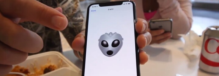 Internetem kolují videa, kde je iPhone X přímo v akci. Novinka z Kalifornie vypadá parádně