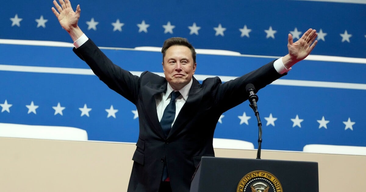 KOMENTÁŘ: Jak Musk vytvořil legální nástroj pro ničení životů. Neviňme algoritmus, ale predátory