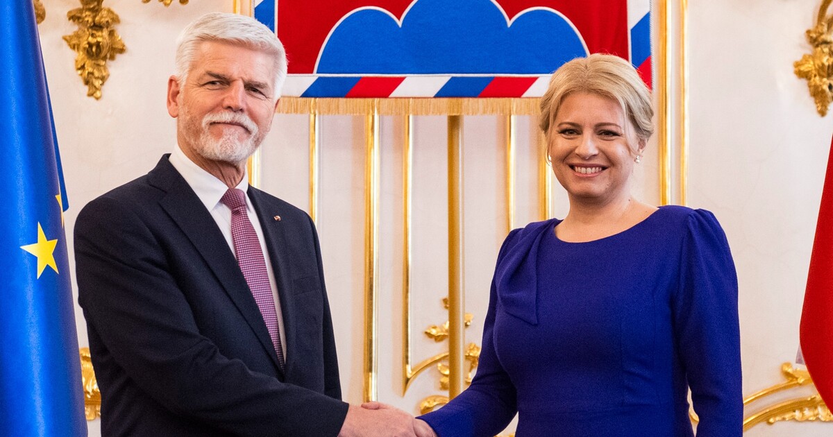 Petr Pavel podnikl první zahraniční cestu. Na Slovensku se setkal s prezidentkou Čaputovou