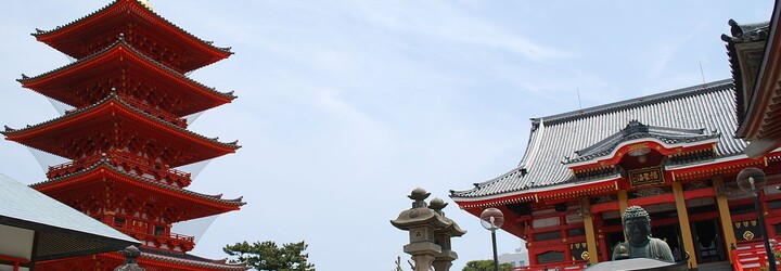 Posvátný japonský ostrov, kam mají ženy vstup zakázán a muži se při příjezdu musí svléknout, se dostal mezi světové dědictví UNESCO