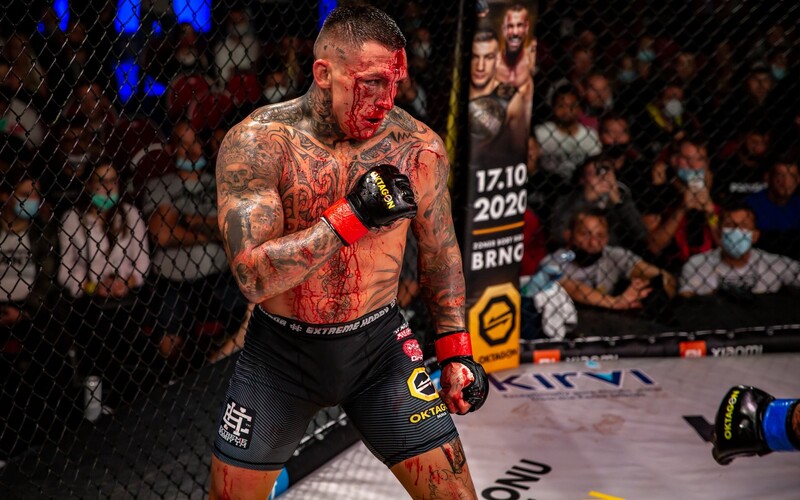 Gábor Boráros na turnaji OKTAGON 27 prohrál. Bývalý bojovník UFC zápas jasně ovládl.