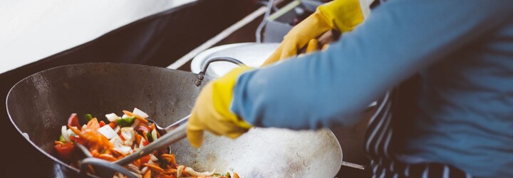 Začínala jako uklízečka, nyní je uznávanou šéfkuchařkou v michelinské restauraci. Maria si úspěch tvrdě vydřela