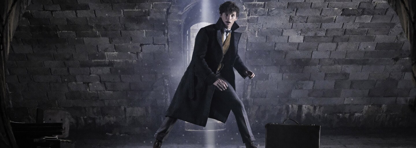 Čaká nás vo Fantastic Beasts 2 zobrazenie Dumbledorovej homosexuality? Tvorcovia majú na danú vec jasný názor