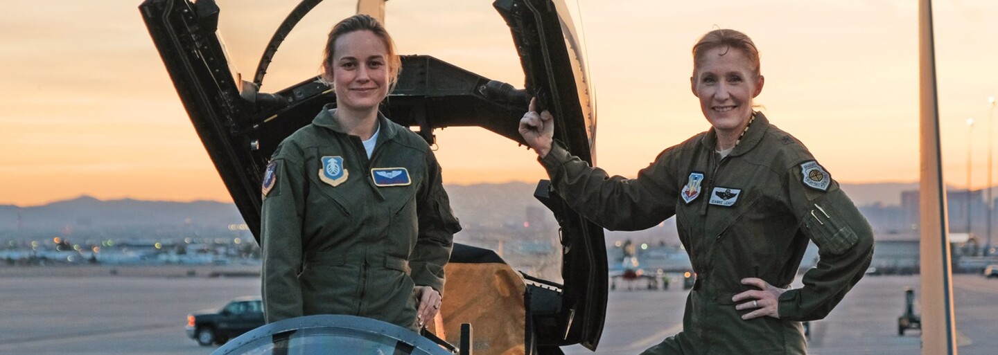 Captain Marvel je podľa prvých reakcií kritikov a fanúšikov vynikajúcou komiksovkou s neuveriteľne silnou ženskou hrdinkou