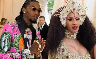 Cardi B a Offset dodnes tajili vlastnú svadbu. Dvojica sa v skutočnosti zosobášila ešte skôr, ako došlo k verejnej žiadosti o ruku Cardi B a Offset dodnes tajili vlastnú svadbu. Dvojica sa v skutočnosti zosobášila ešte skôr, ako došlo k verejnej žiadosti o ruku