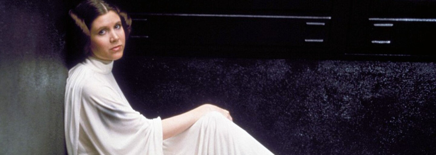 Carrie Fisher známa aj ako Leia zo Star Wars nás po zdravotných ťažkostiach navždy opustila vo veku 60 rokov