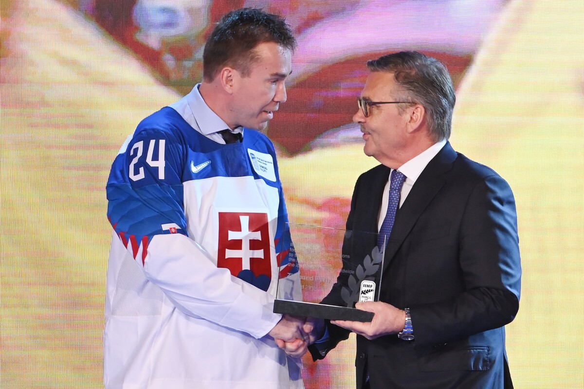 Žigmund Pálffy vstúpil v roku 2019 do siene slávy IIHF.