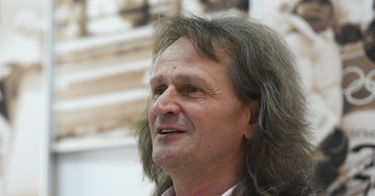 Děkana Miroslava Ševčíka se zastala etická komise. Podle ní neporušil kodex