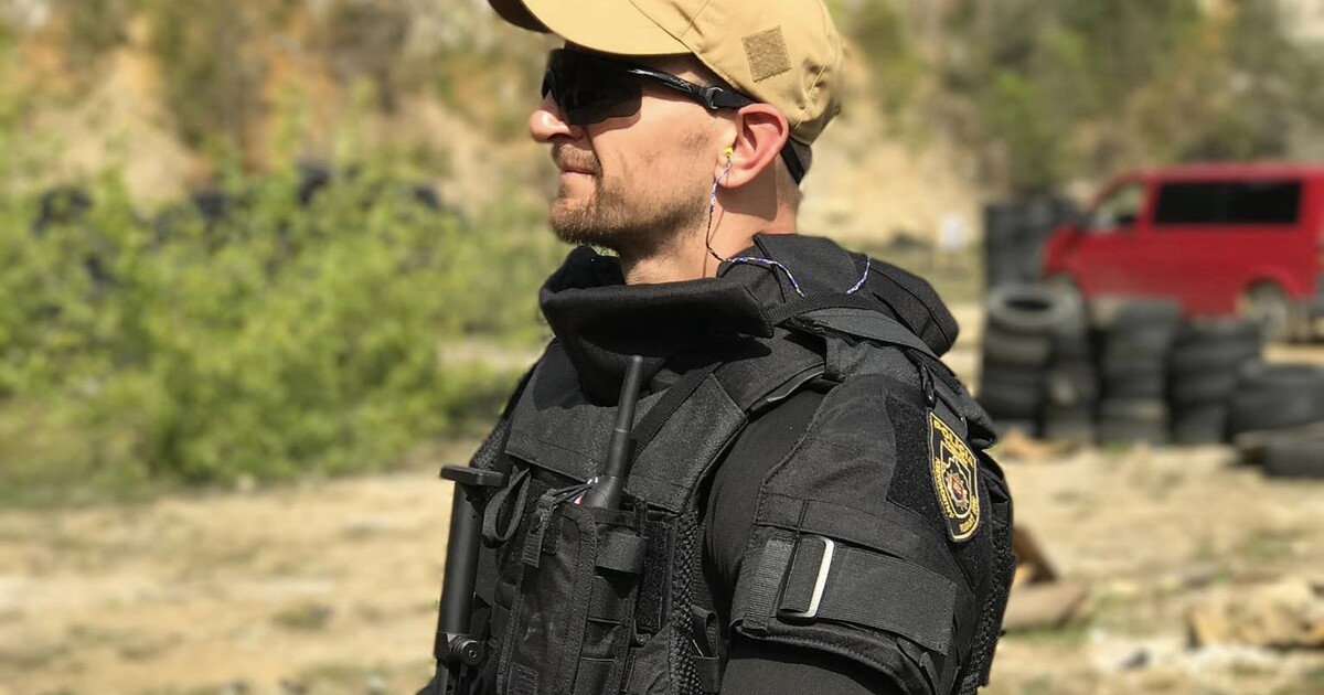 Pavel pracoval jako policejní vyjednavač. Situace s rukojmím jsou nejtěžší, ale téměř každý je chce zažít (Rozhovor)