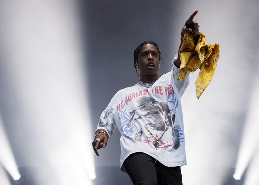 Komu adresoval A$AP Rocky v skladbe D.M.B. túto časť textu? „I don’t beat my bitch, I need my bitch.“