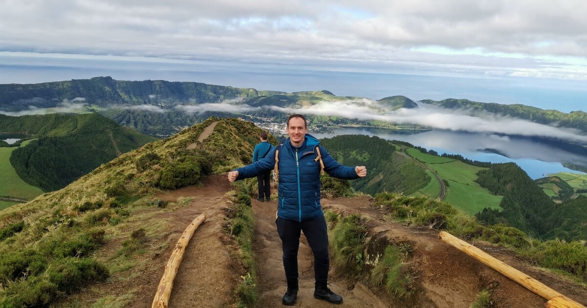 Lukáš sbalil rodinu a odjel na Azory: Espresso tu stojí 17 korun, na silnici mají přednost krávy