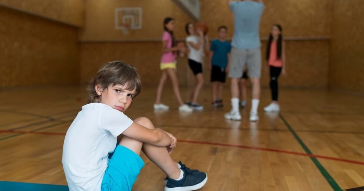 Tělocvikáři a tělocvikářky bijí na poplach, české žactvo je líné a roste počet omluvenek. Nic s tím neuděláme, naříkají