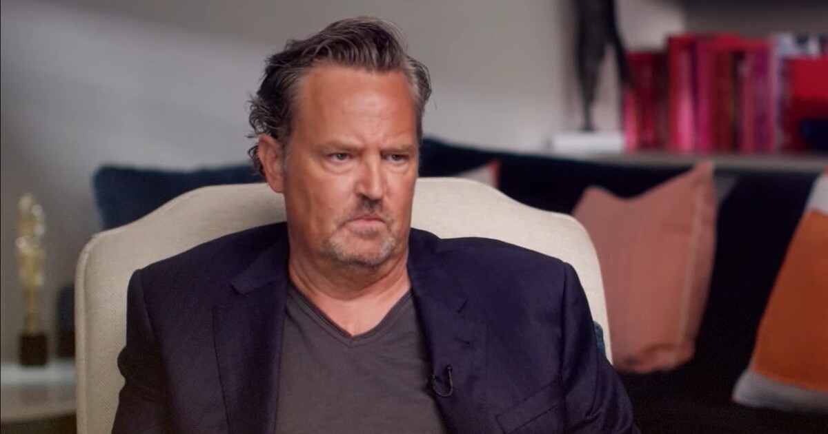 Matthew Perry Intoxicated Friends: Jennifer Aniston Helped Matthew Perry The Most. | REFRESHER.com