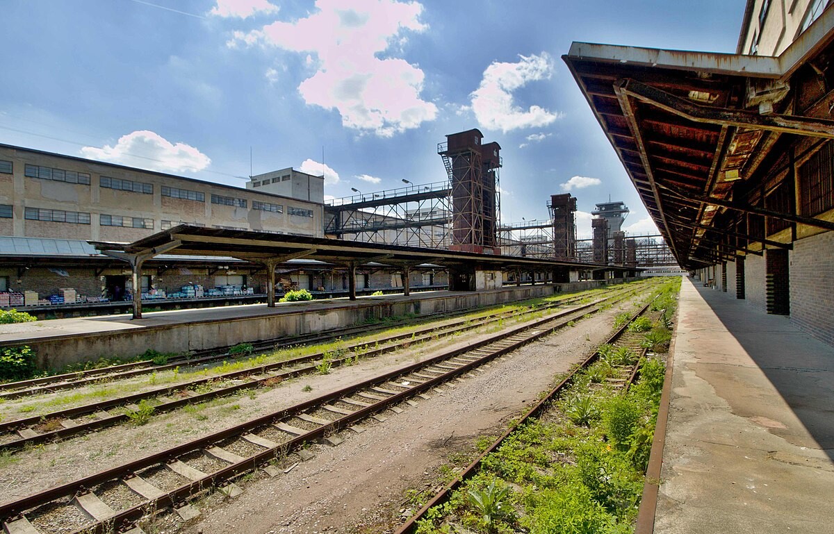 žižkov, nádraží, vlaky