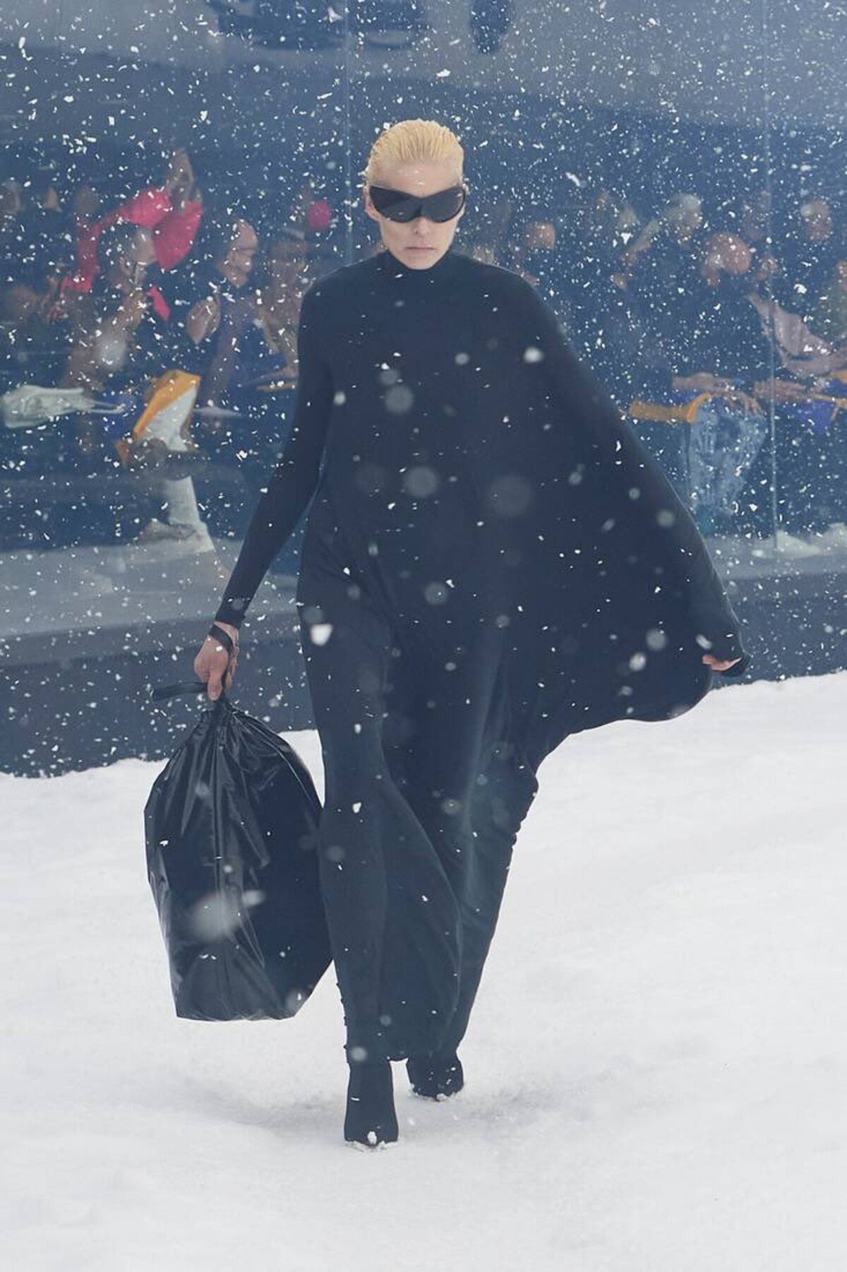 Skoršie kolekcie Balenciaga v ére Demny Gvasalia