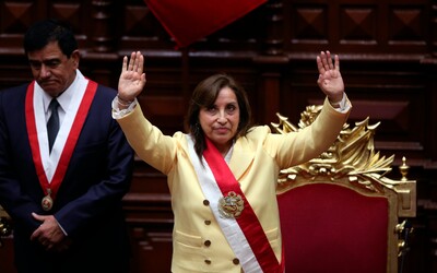 Peru má první ženskou prezidentku, je jí Dina Boluarte. Její předchůdce skončil v želízkách.