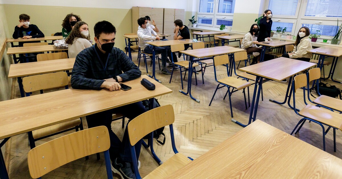 Chystáš se na střední školu? Od příštího roku si budeš moci podat tři přihlášky