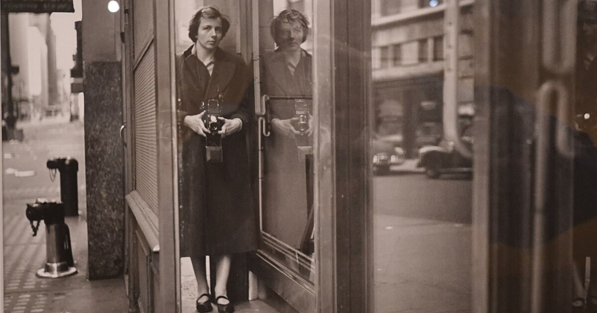 Příběh mysteriózní chůvy. Až po její smrti se zjistilo, že byla jednou z nejlepších street fotografek minulého století