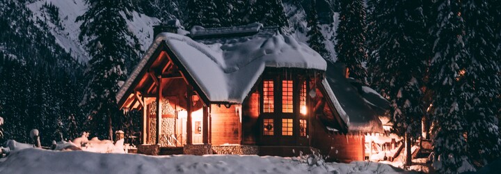 7 kouzelných Airbnb ubytování, kde prožiješ pohádkovou zimu a nemusíš za nimi cestovat daleko