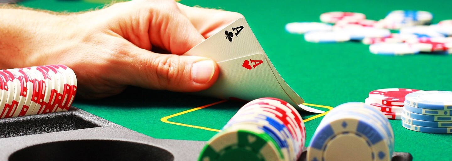 Čech v nejprestižnějším pokerovém turnaji vyhrál téměř 50 milionů korun. Výsledek jej ovšem zklamal