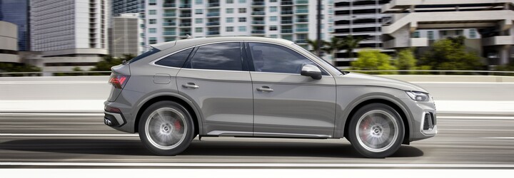 Zcela nové Audi SQ5 Sportback je stylové SUV-kupé s 341koňovým šestiválcem