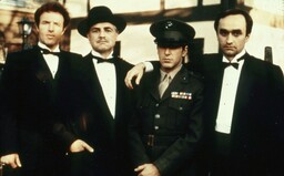 Celebrity spájané s podsvetím: Sonny z Krstného otca obhajoval česť mafiána, ponúkal za neho kauciu