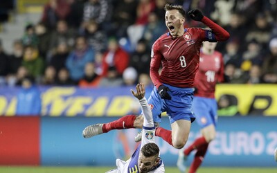 Češi postoupili na Euro 2020, přehráli Kosovo 2:1