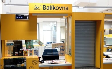 Česká pošta chce doručovat 60 milionů balíků ročně. Vydání zásilky garantuje do pěti minut Česká pošta chce doručovat 60 milionů balíků ročně. Vydání zásilky garantuje do pěti minut