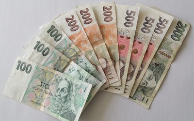 České bankovky, vyrobené do roku 1999, přestanou platit