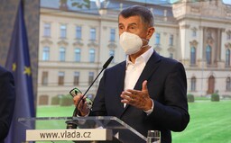 Česko je 3. nejvíce zasaženou zemí EU. Více nových případů nákazy za 14 dní na 100 tisíc obyvatel má jen Francie a Španělsko